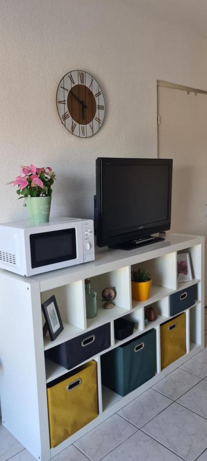 Studio Kulla Avec Terasse 5Mn Basel Airport Сен-Луи Экстерьер фото